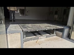 แท่นปรับระดับท่าเรือไฮดรอลิกแบบยืดหดได้สำหรับอุปกรณ์ขนถ่ายสินค้าในคลังสินค้าอุตสาหกรรม