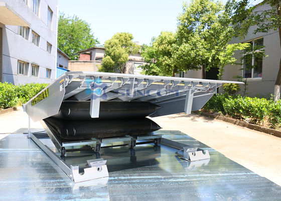 พิมพ์ปุ่มแอร์แบ็ก Dock Leveler Platform การออกแบบพิเศษ 220V - 240V